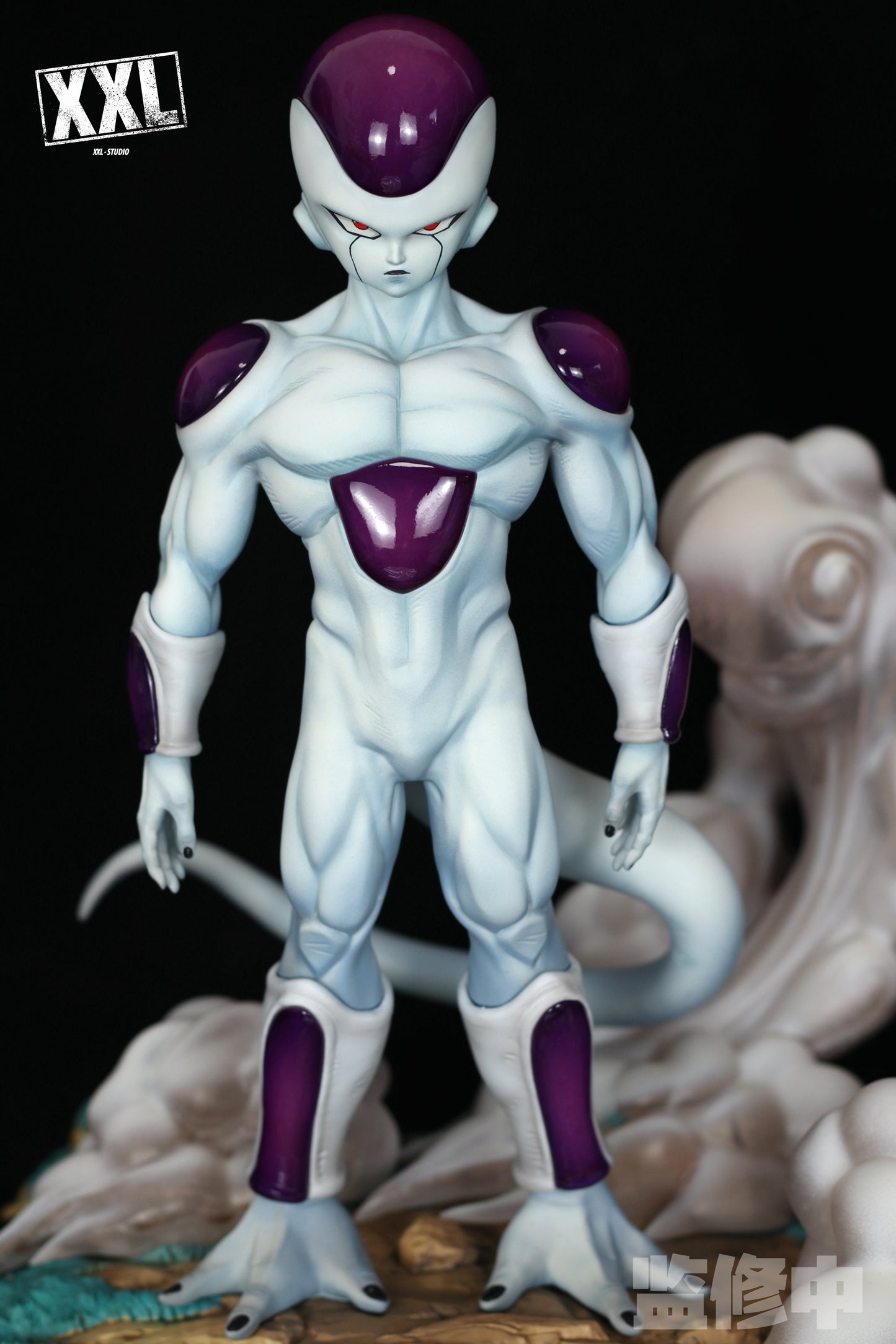 XXL - Frieza