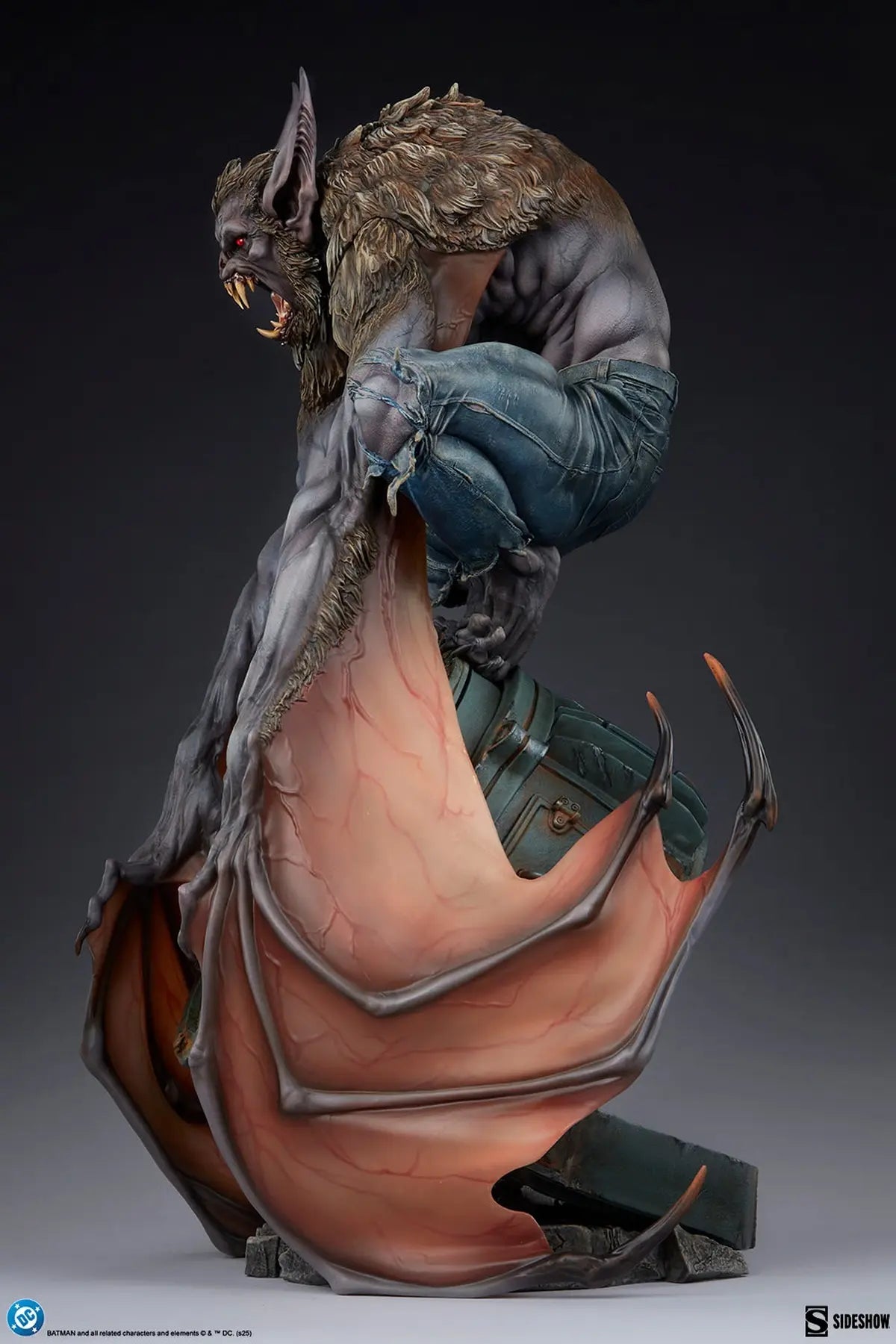 Sideshow Collectibles - Man-Bat
