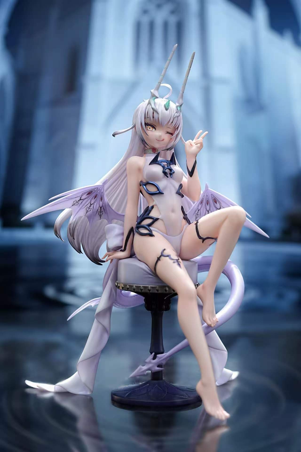 Tou Fou Figure - Mélusine