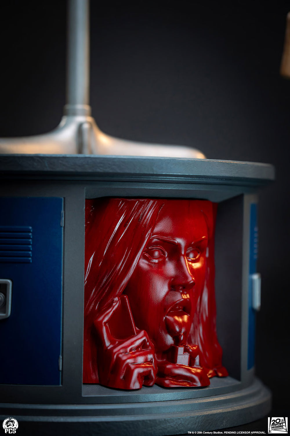 Sideshow Collectibles - Jennifer Check