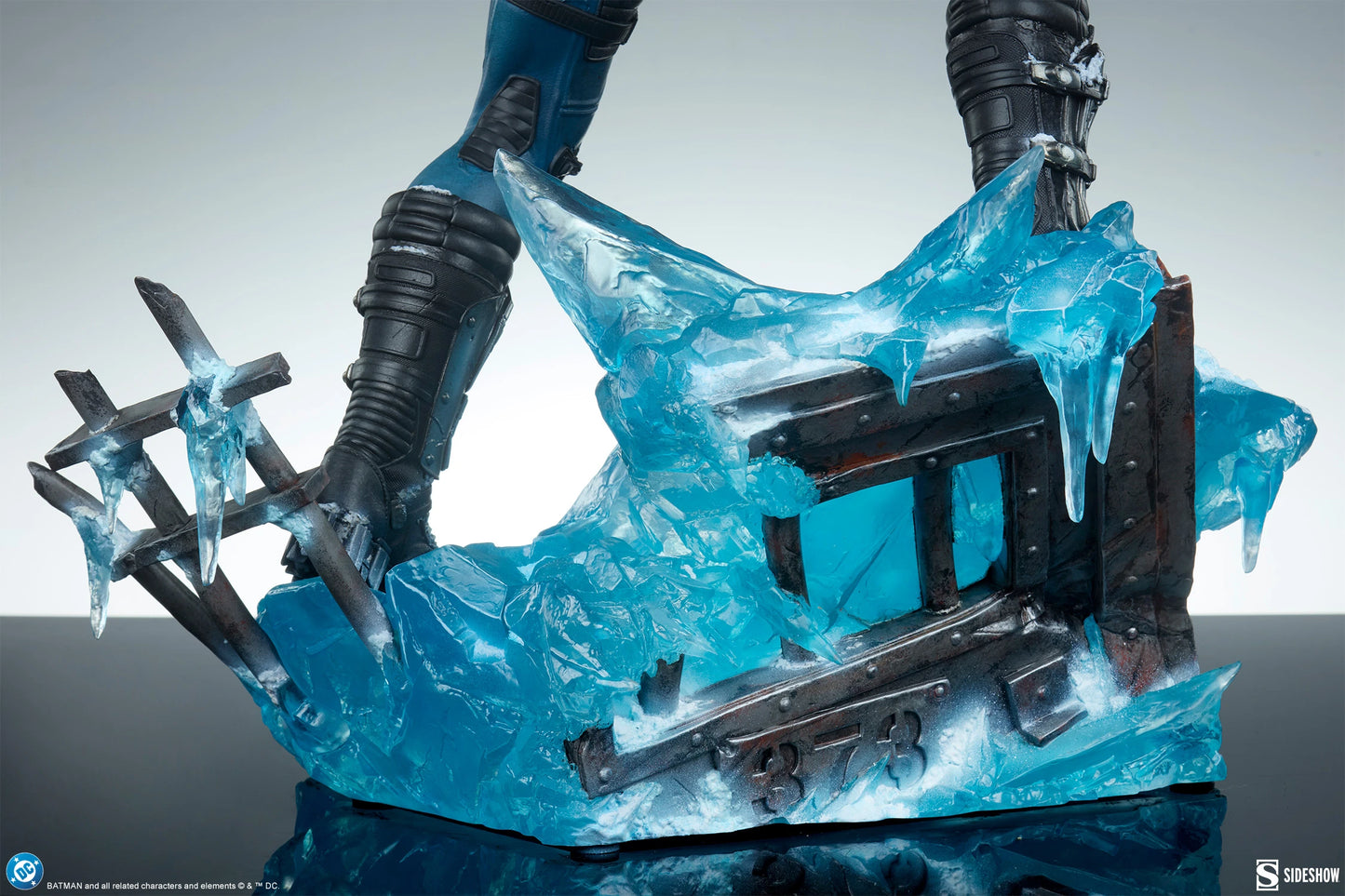 Sideshow Collectibles - Mr. Freeze