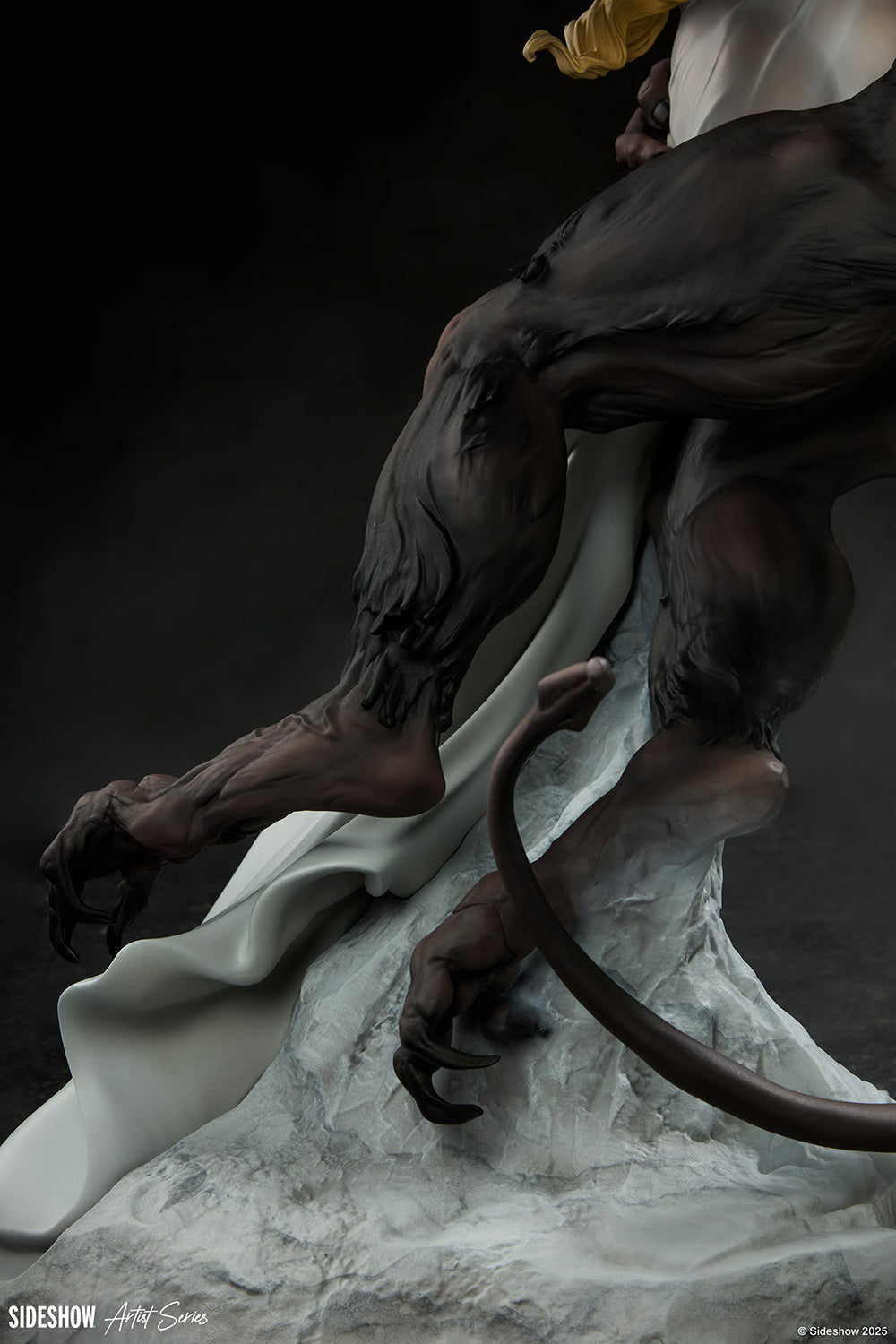 Sideshow Collectibles - Beauty and the Beast