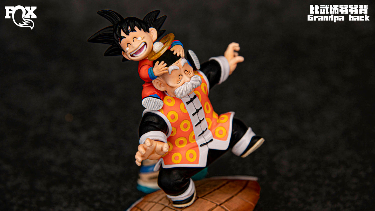 FOX - Grandpa Gohan and Kid Goku StatueCorp