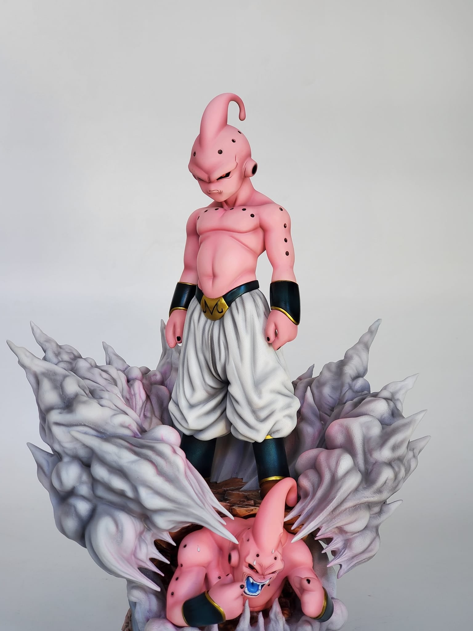 Figure Class - Kid Buu StatueCorp