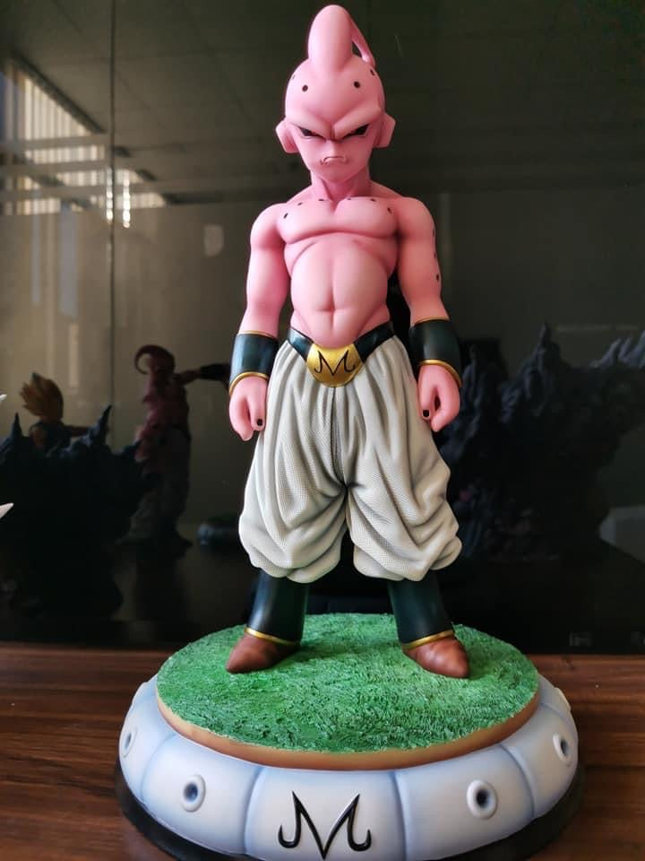 Figure Class - Kid Buu StatueCorp
