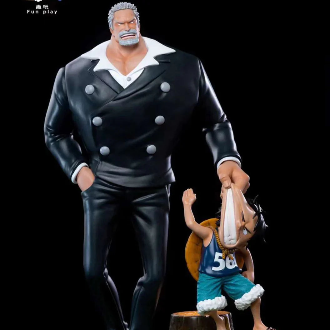 Fun Play - Luffy and Garp StatueCorp