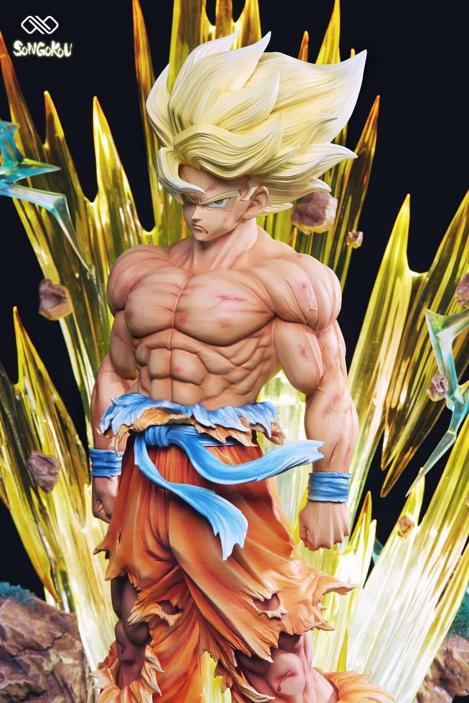 Infinite - SSJ Goku StatueCorp