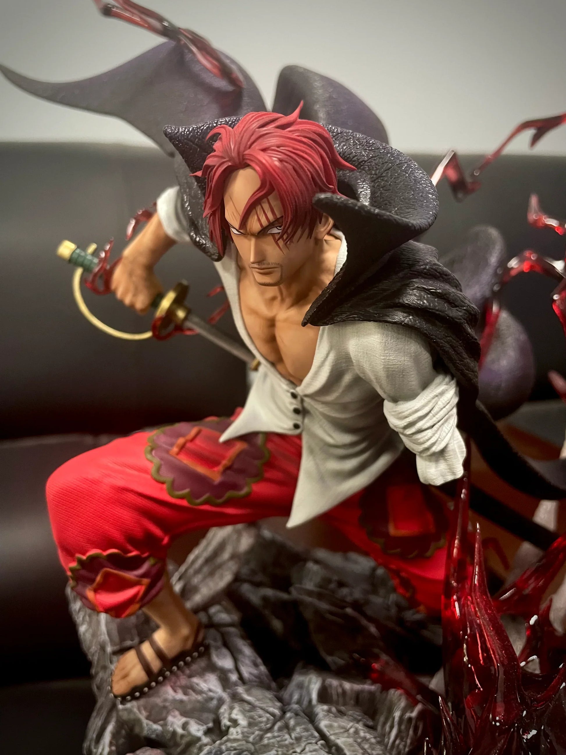 Scratch - Shanks StatueCorp