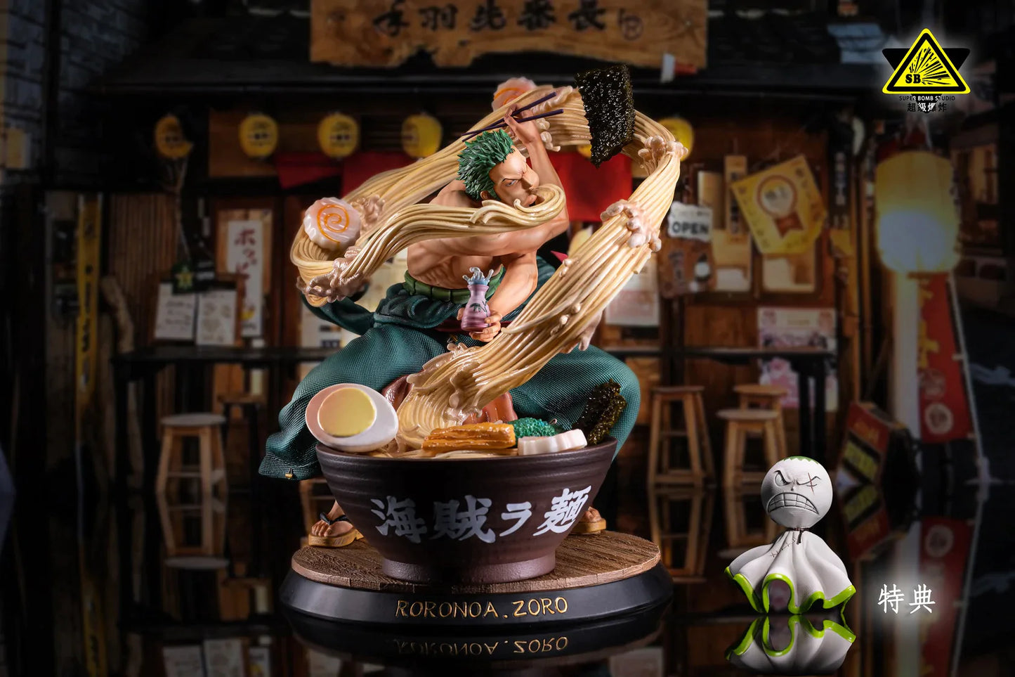 Super Bomb - Zoro StatueCorp